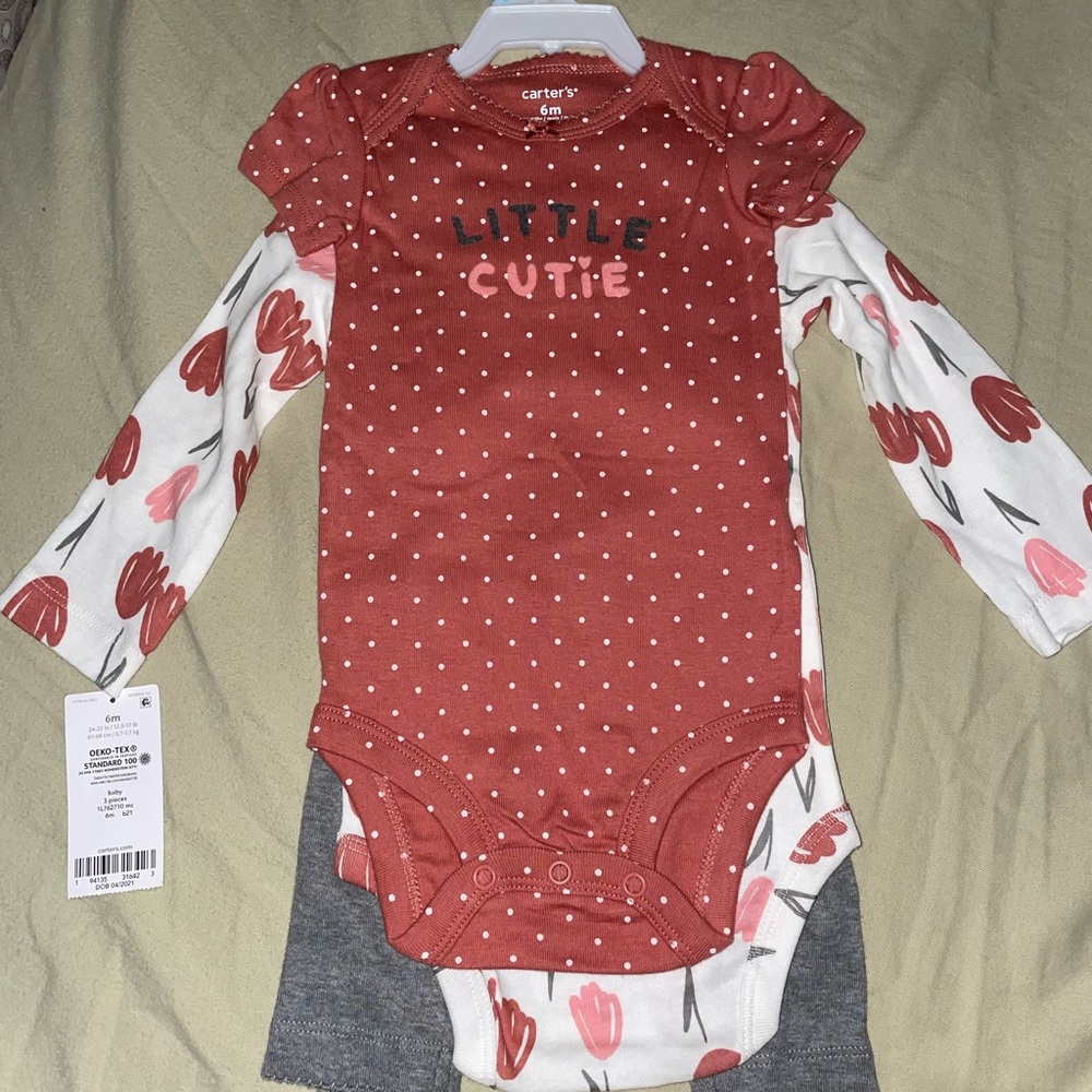 Carter's three piece set